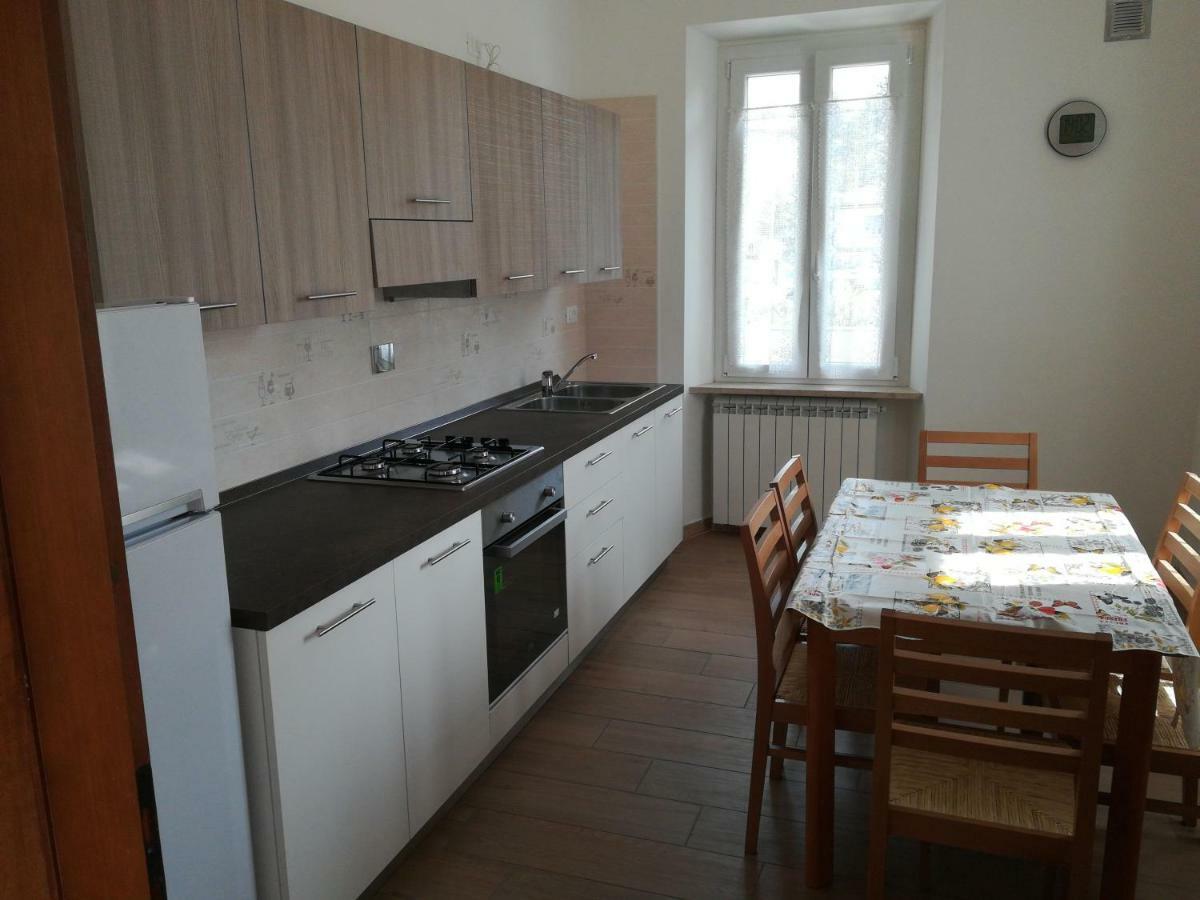 Agli Oleandri Appartamento In Villa Con Con Parcheggio 戈里齐亚 外观 照片